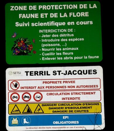 Saint jacques20181119 173239 panneaux interdiction EE